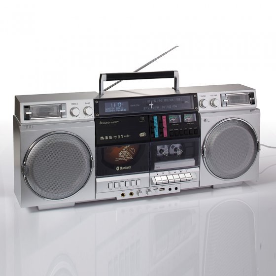 Boombox rétro « années 1980 » avec DAB+ 